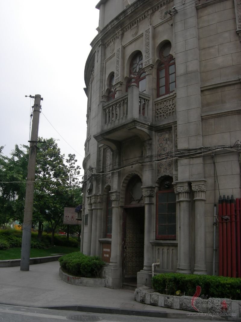 Jewish Sites and Duolun Road Tour