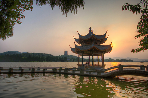 Hangzhou Essence Tour by High Speed Railway from Shanghai 